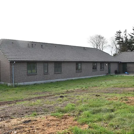 Holiday home Farmen I *