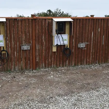 Farmen I Nyaraló *