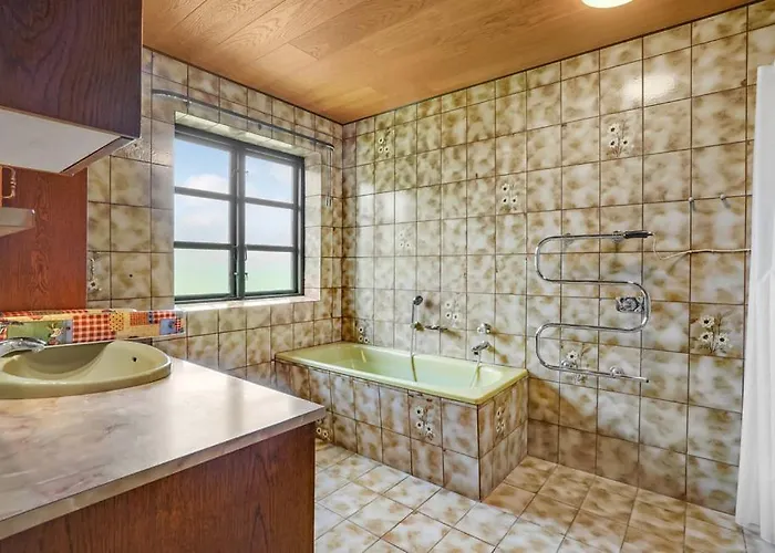 Holiday home Farmen I *